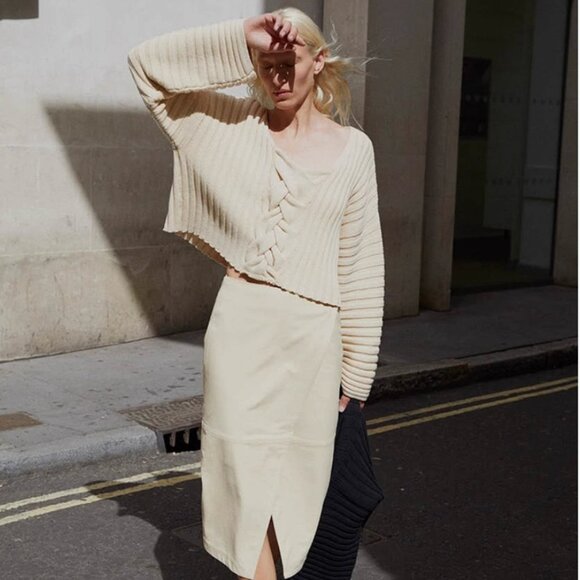 NWT House Of Dagmar Sasha Sweater Cropped Jumper Ivory Cream White Quiet Lux - Picture 2 of 8